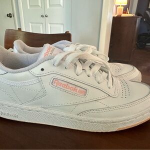 Reebok Club C 85 sneakers, size 6. Excellent condition and comfortable.
